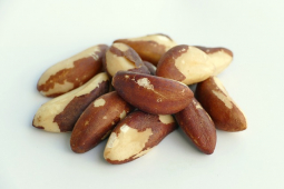 Brazil nuts high in selenium